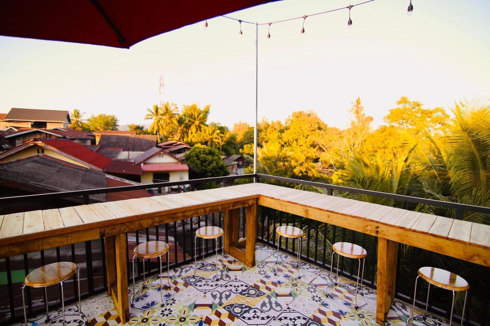 Chanthavong Hostel Luang Prabang Exterior photo